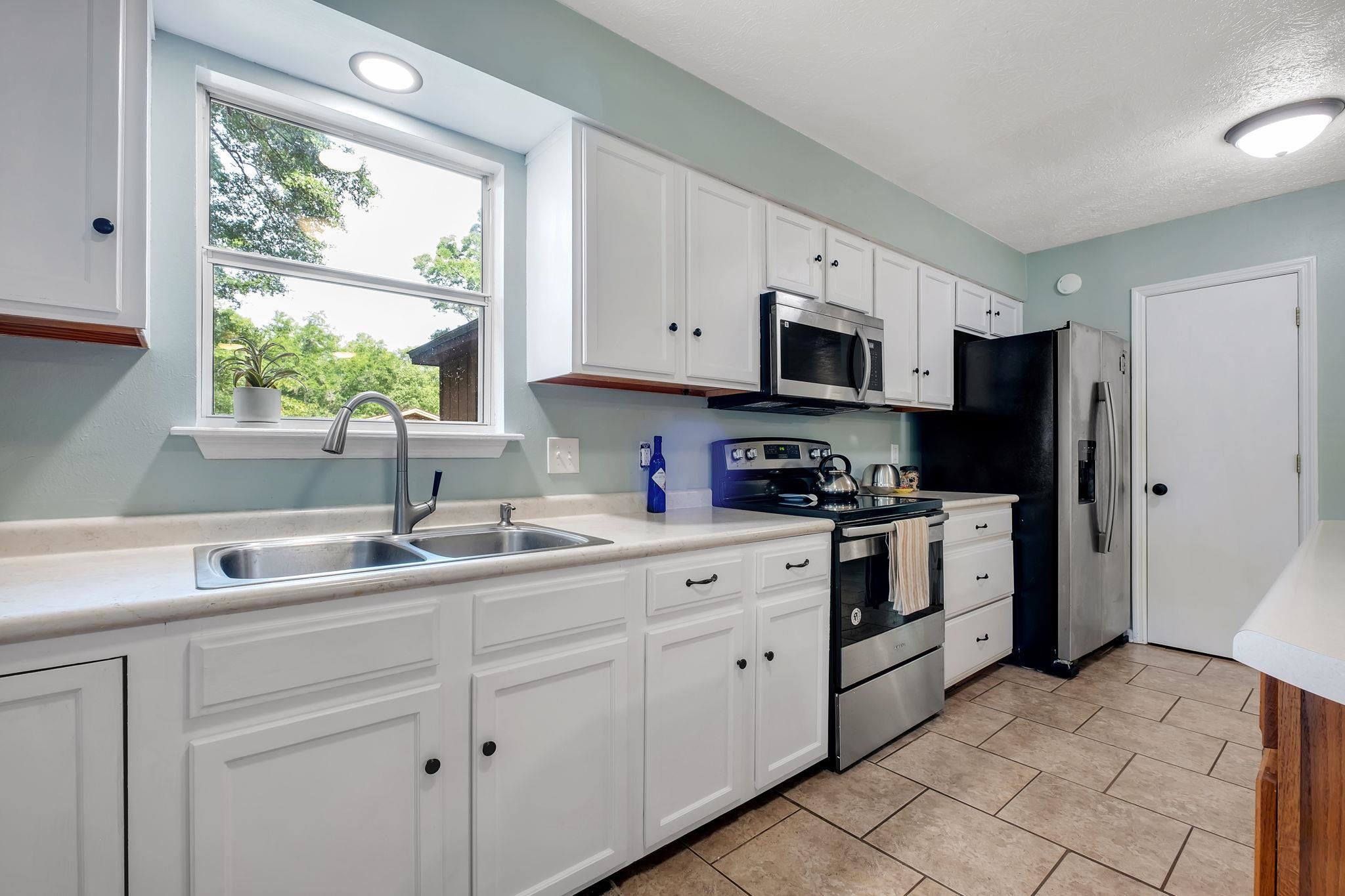 9519 Rose Road Tallahassee, FL 32311 - Photo 10 of 31