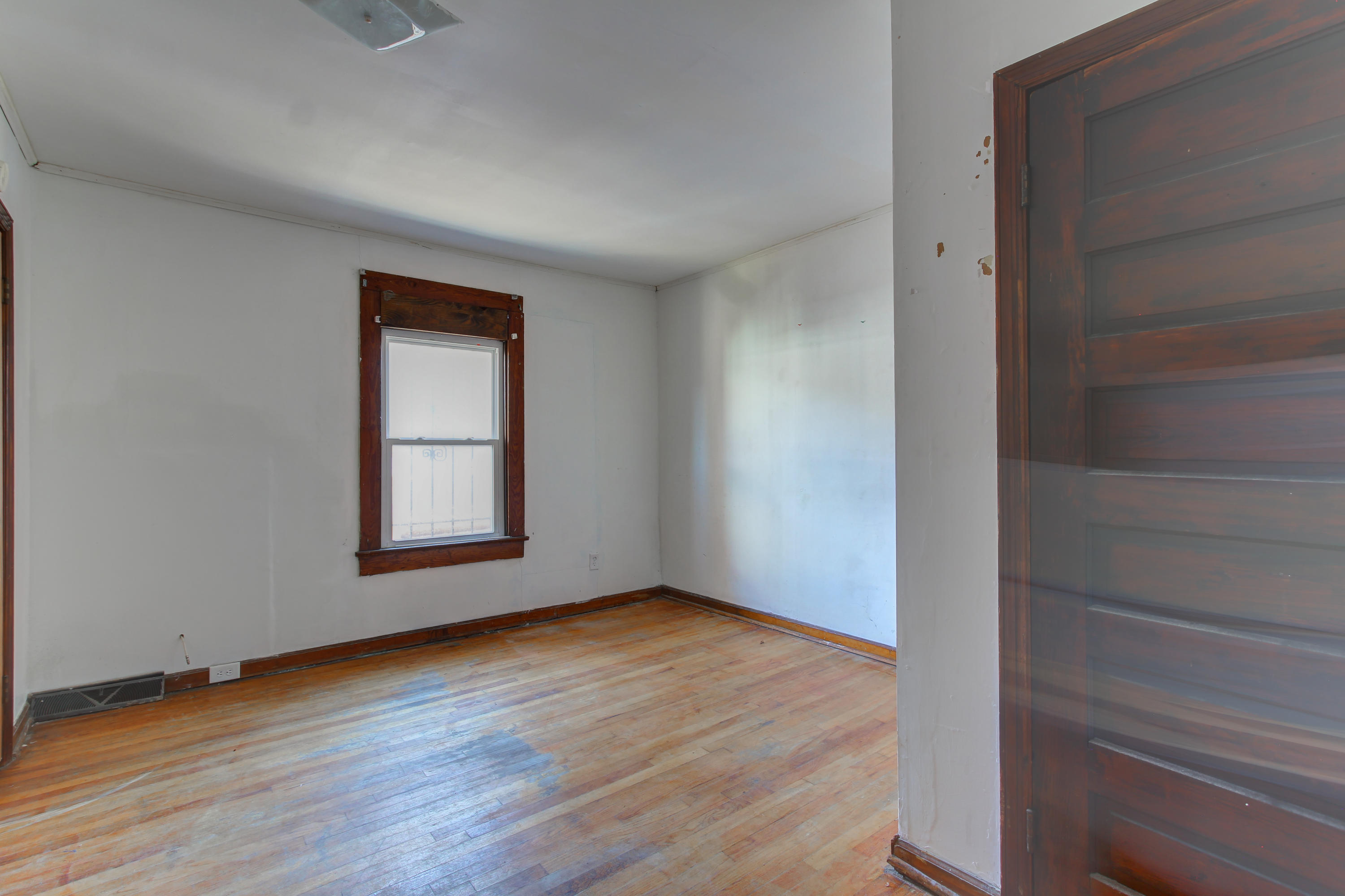 87 Romney Street Charleston, SC 29403 - Photo 9 of 21 87 Romney St (11)