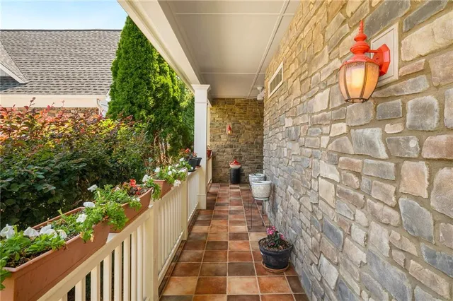 $474,999 | 3180 Willow Creek Drive, Gainesville, GA 30504