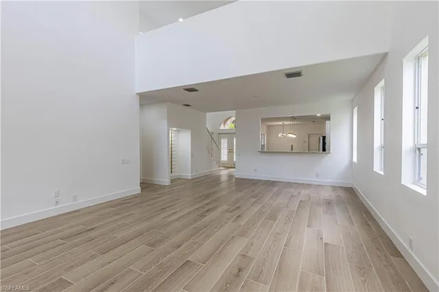 $1,795,000 | 9217 Troon Lakes Drive, Naples, FL 34109