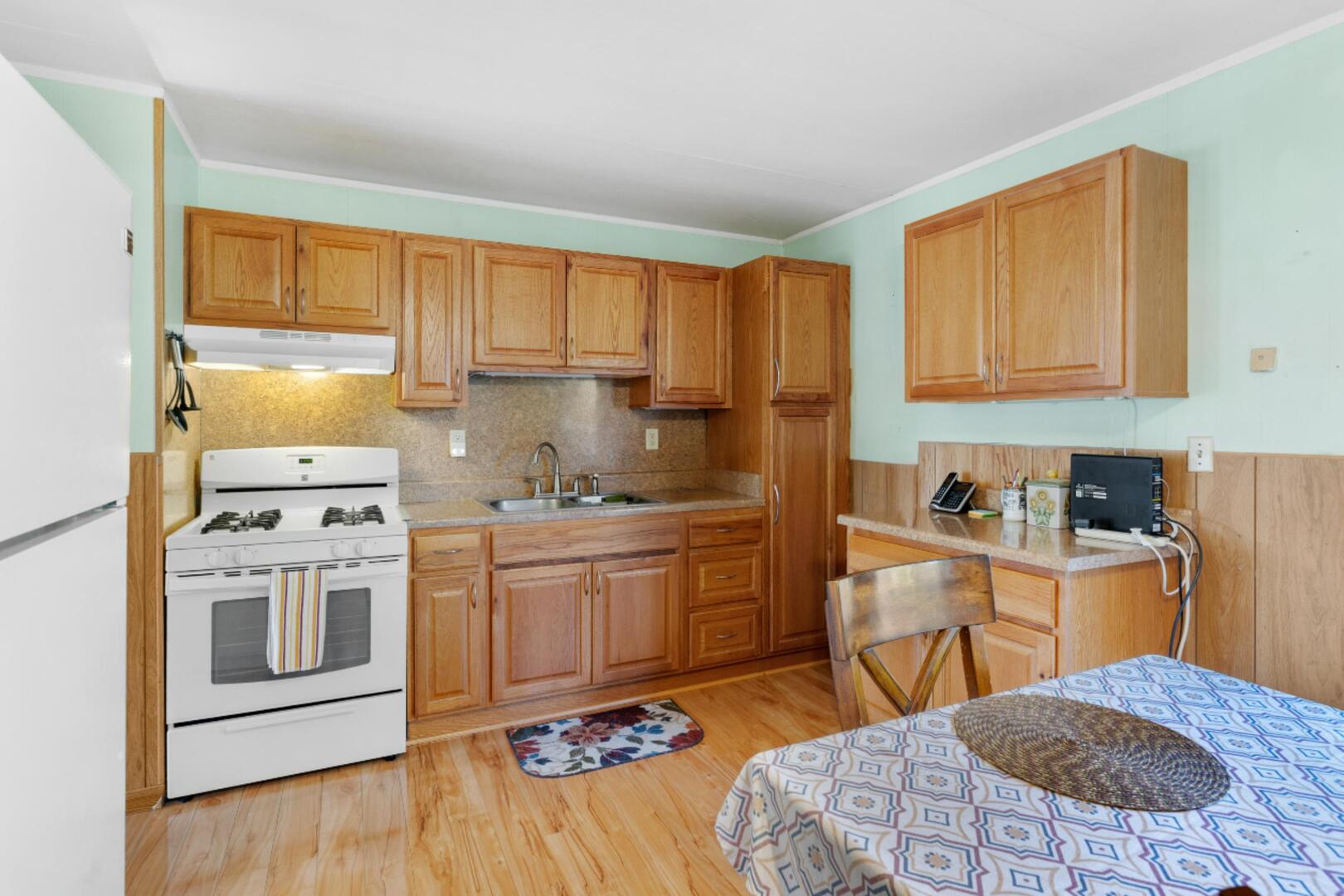 416 Tallman Avenue Romeoville, IL 60446 - Photo 7 of 26