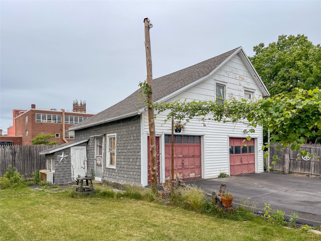 23 Rutherford Street Binghamton, NY 13901 - Photo 3 of 24 Gallery Image 3