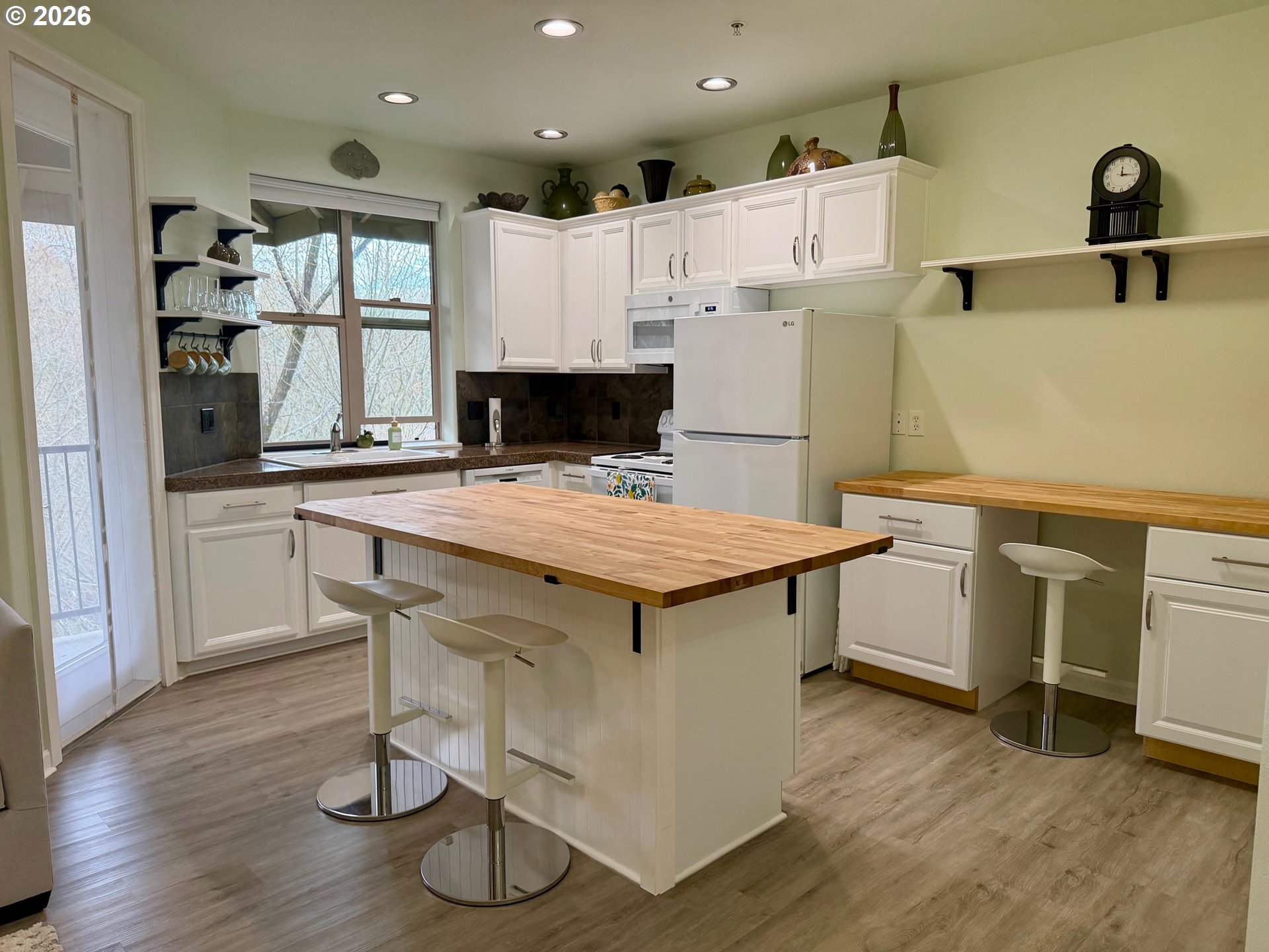 37071 Dubarko Road, Unit 8 Sandy, OR 97055 - Photo 2 of 45