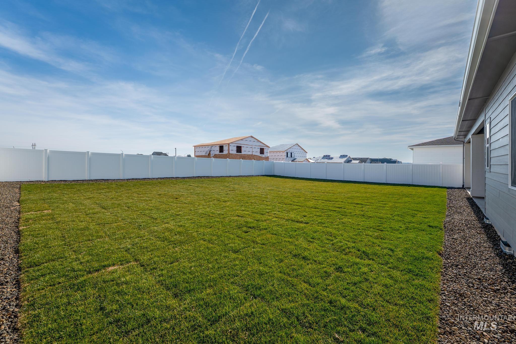 15232 Steel Cloud Avenue Caldwell, ID 83607 - Photo 31 of 33 View of fenced backyard