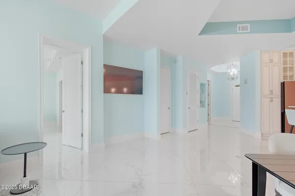 $7,000 | 200 Ocean Crest Drive, Unit 1111, Palm Coast, FL 32137