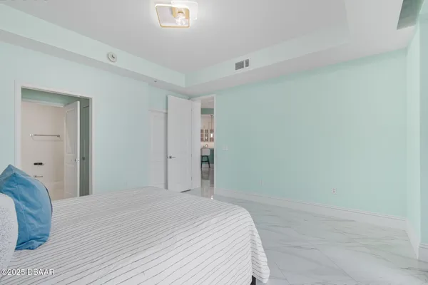 $7,000 | 200 Ocean Crest Drive, Unit 1111, Palm Coast, FL 32137