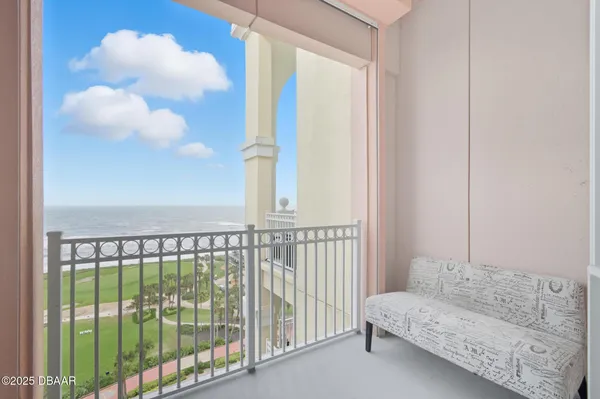 $7,000 | 200 Ocean Crest Drive, Unit 1111, Palm Coast, FL 32137