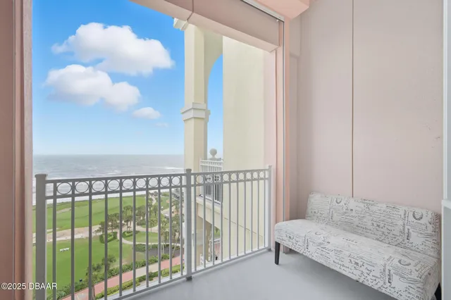 $7,000 | 200 Ocean Crest Drive, Unit 1111, Palm Coast, FL 32137