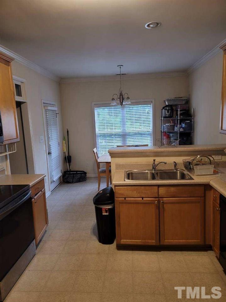 5829 Wynmore Road Raleigh, NC 27610 - Photo 6 of 8