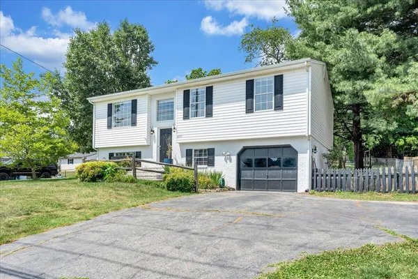 $310,000 | 2107 Mill Lane, Salem, VA 24153