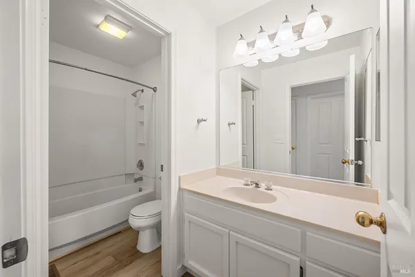 $1,495,000 | 431-433 University Street, Healdsburg, CA 95448