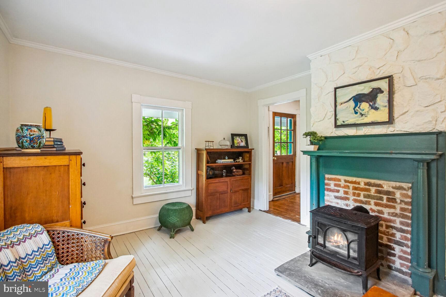 6364 McKendree Road Dunkirk, MD 20754 - Photo 15 of 43 Living Room