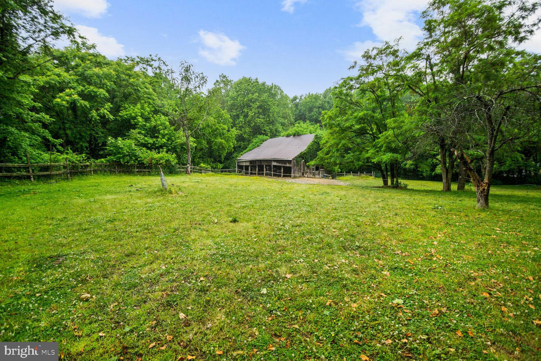 6364 McKendree Road Dunkirk, MD 20754 - Photo 33 of 43 Large Barn