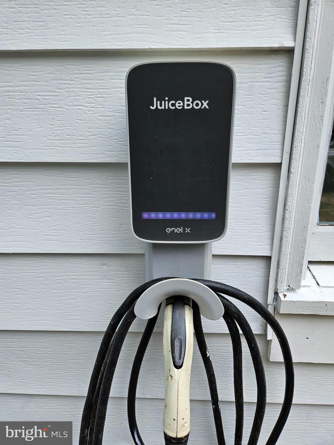 6364 McKendree Road Dunkirk, MD 20754 - Photo 35 of 43 Car charger