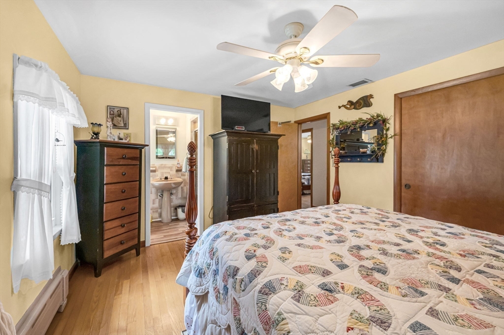 296 Pease Road East Longmeadow, MA 01028 - Photo 24 of 42
