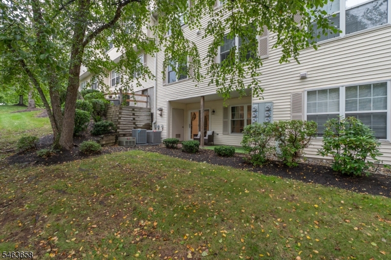 172 Potomac Drive, Unit 172 Bernards, NJ 07920 - Photo 36 of 39 Gallery Image 36