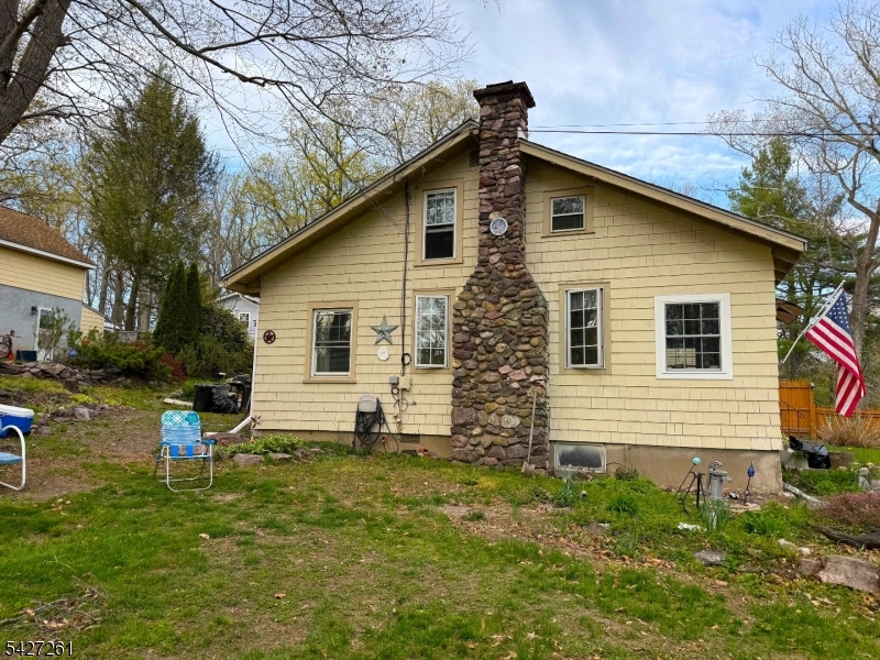 29 Lakeside Road West Milford, NJ 07421 - Photo 32 of 42