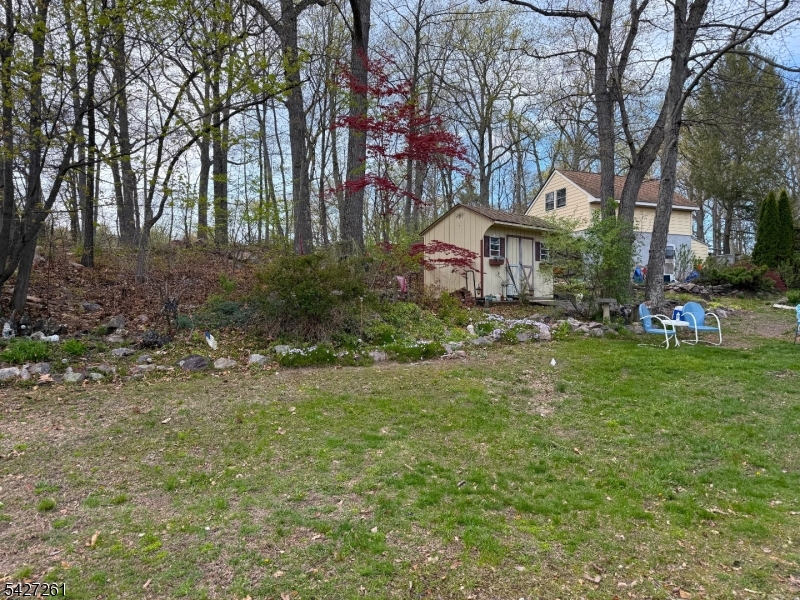 29 Lakeside Road West Milford, NJ 07421 - Photo 33 of 42