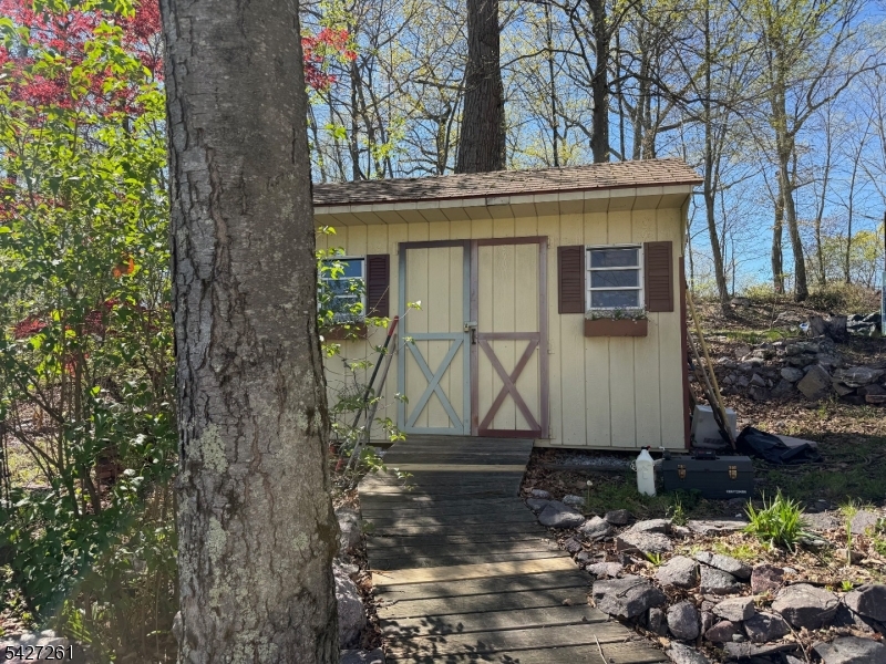 29 Lakeside Road West Milford, NJ 07421 - Photo 35 of 42