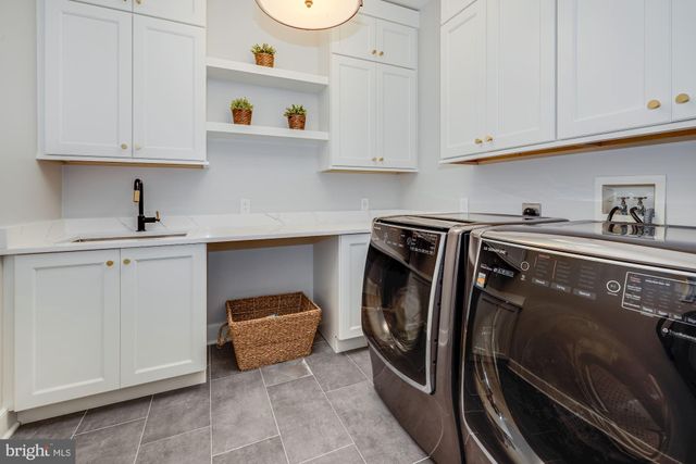 $5,825,000 | 9000 Congressional Parkway, Potomac, MD 20854