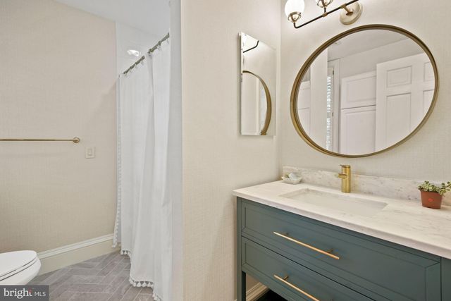 $5,825,000 | 9000 Congressional Parkway, Potomac, MD 20854