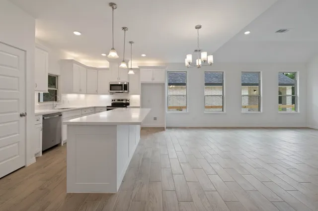 $340,000 | 24696 Wicklow Road, Hempstead, TX 77445