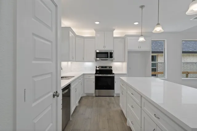 $340,000 | 24696 Wicklow Road, Hempstead, TX 77445