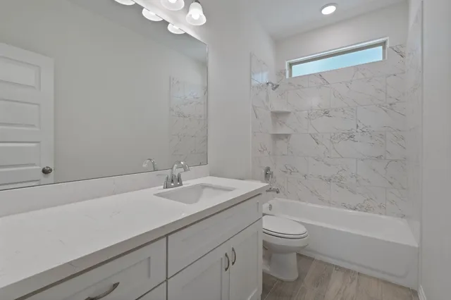 $340,000 | 24696 Wicklow Road, Hempstead, TX 77445