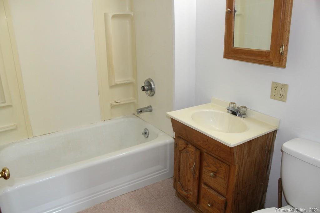 355 Lebanon Avenue Colchester, CT 06415 - Photo 7 of 7