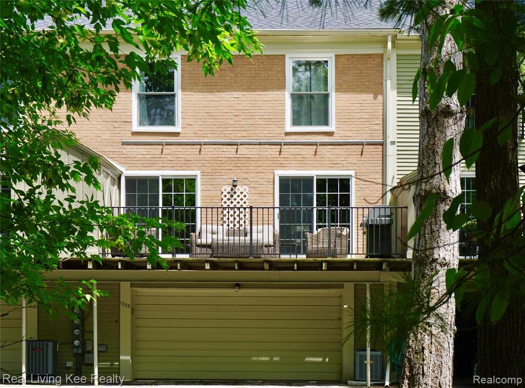 1355 Autumn Lane Rochester Hills, MI 48306 - Photo 38 of 40
