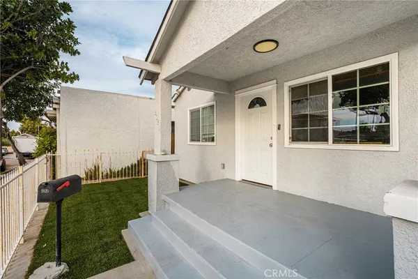 $499,000 | 2320 Locust Avenue, Long Beach, CA 90806