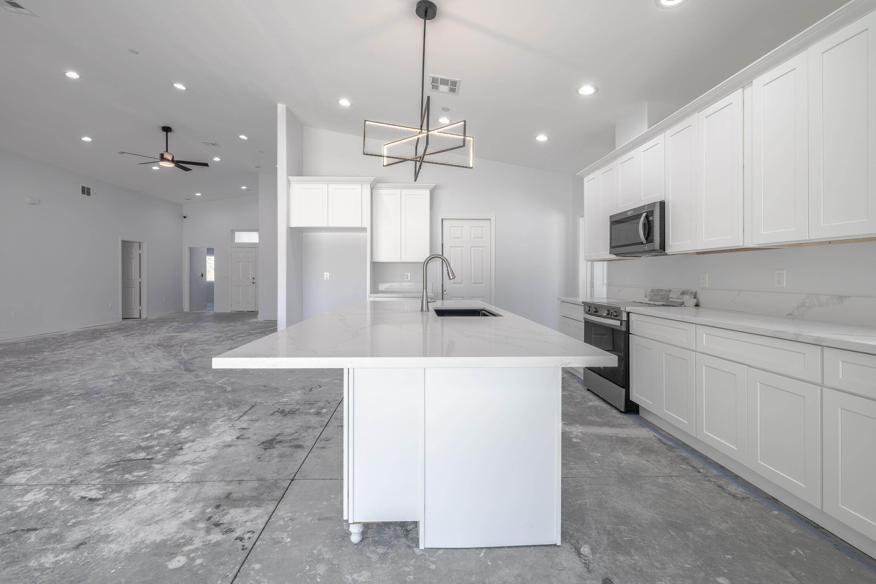 61723 Desert Air Road Joshua Tree, CA 92252 - Photo 9 of 37 mls ready -9