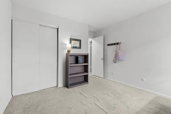 $114,900 | 734 West Kilgore Road, Unit 208, Kalamazoo, MI 49008