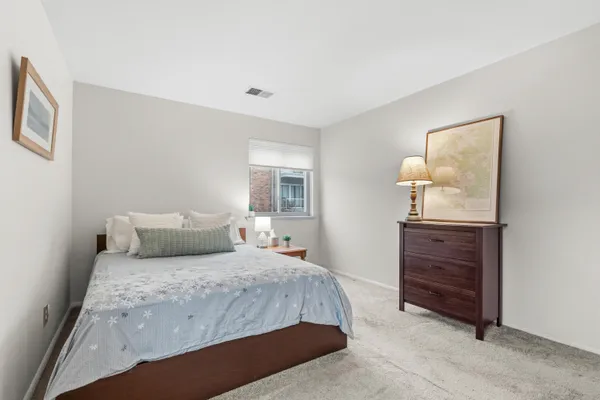 $114,900 | 734 West Kilgore Road, Unit 208, Kalamazoo, MI 49008