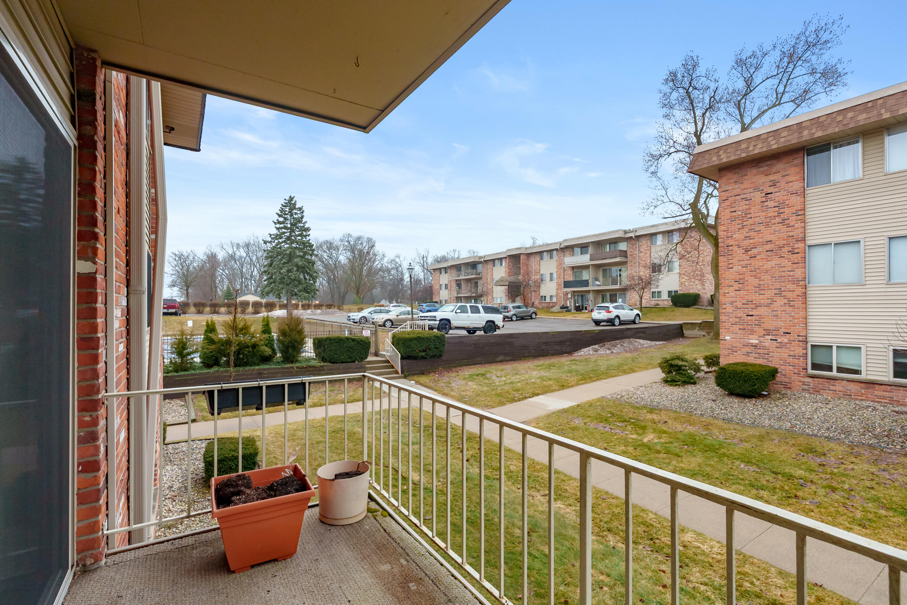 734 West Kilgore Road, Unit 208 Kalamazoo, MI 49008 - Photo 21 of 32 Kilgore Rd W 734 Unit 208 Portage 49024-