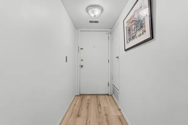 $114,900 | 734 West Kilgore Road, Unit 208, Kalamazoo, MI 49008