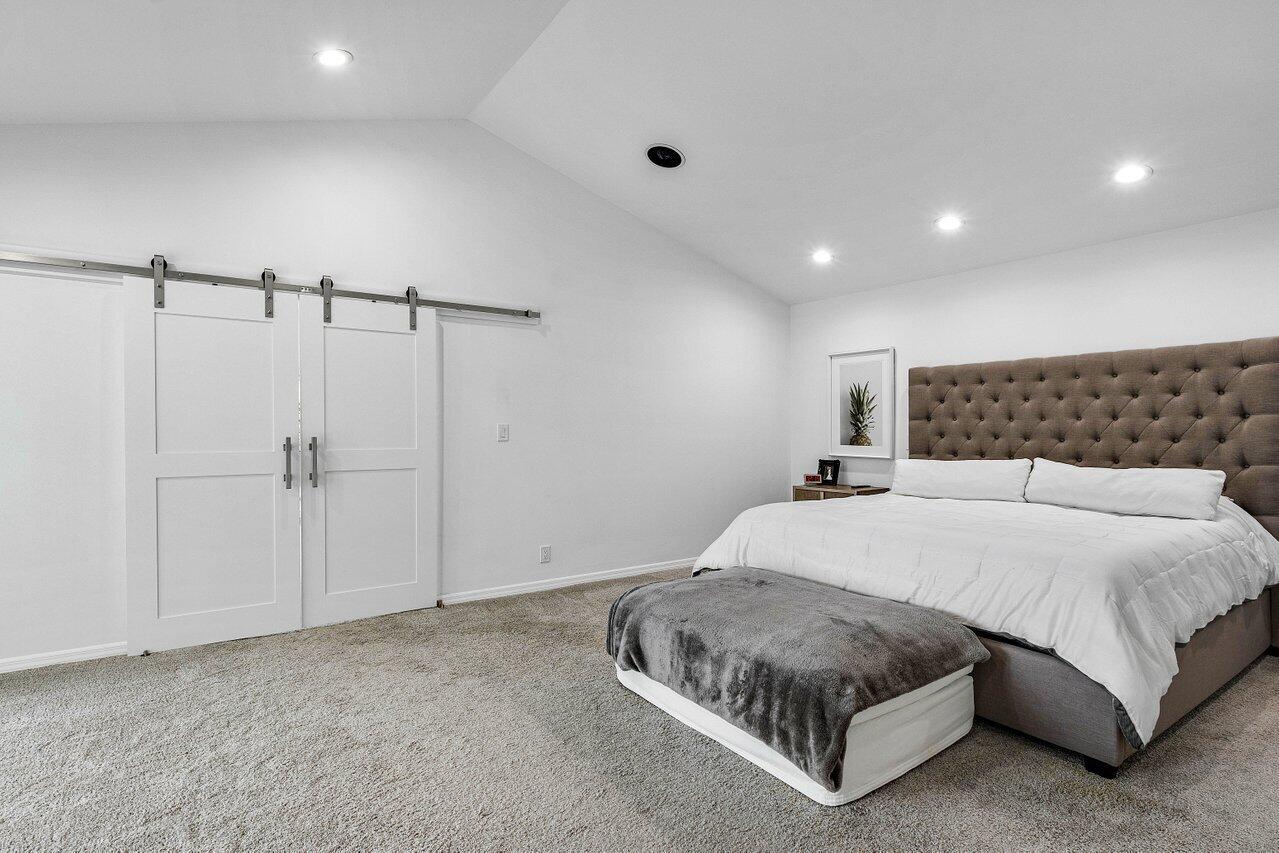 4564 Bocaire Boulevard Boca Raton, FL 33487 - Photo 27 of 64 Primary