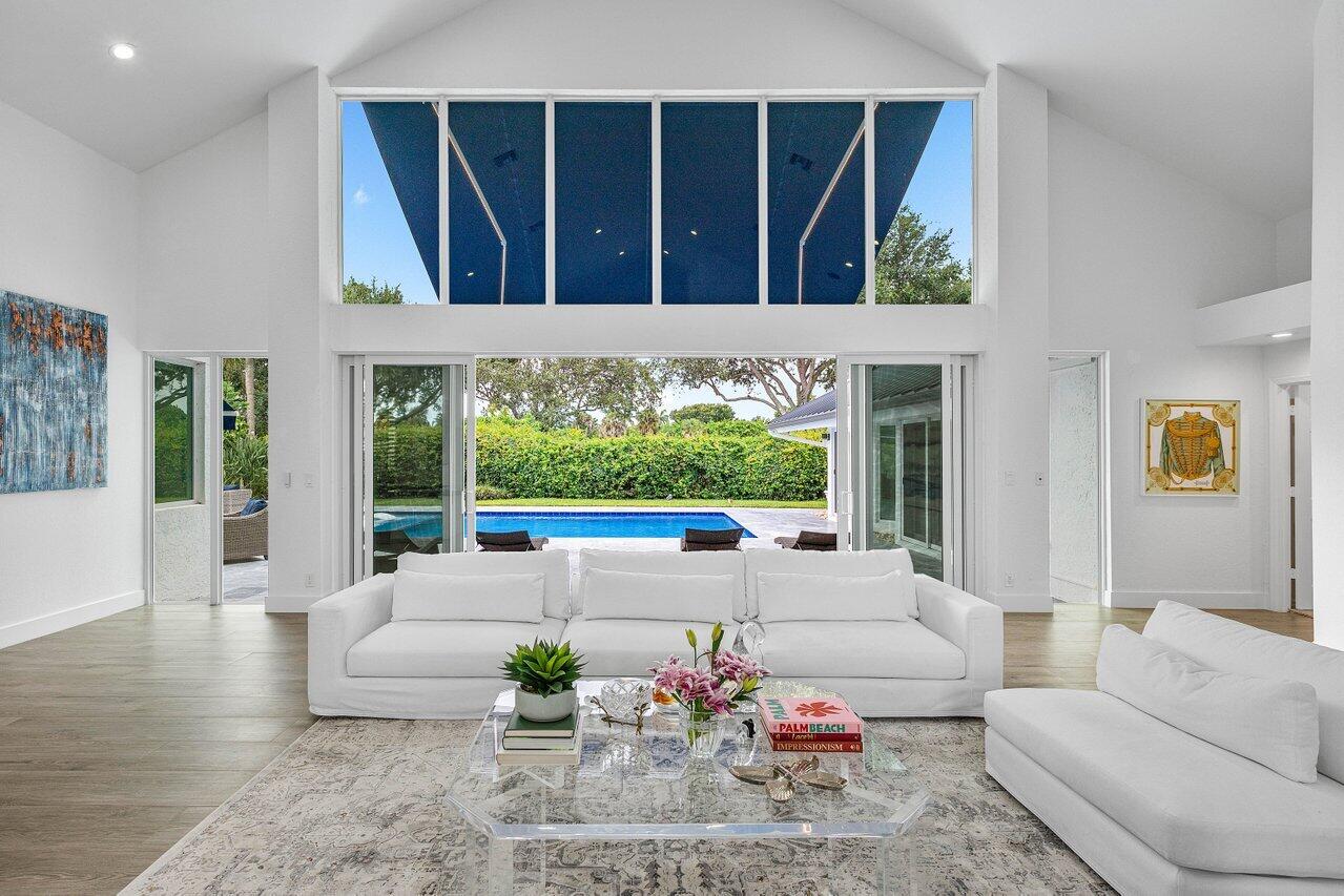 4564 Bocaire Boulevard Boca Raton, FL 33487 - Photo 9 of 64 Awning
