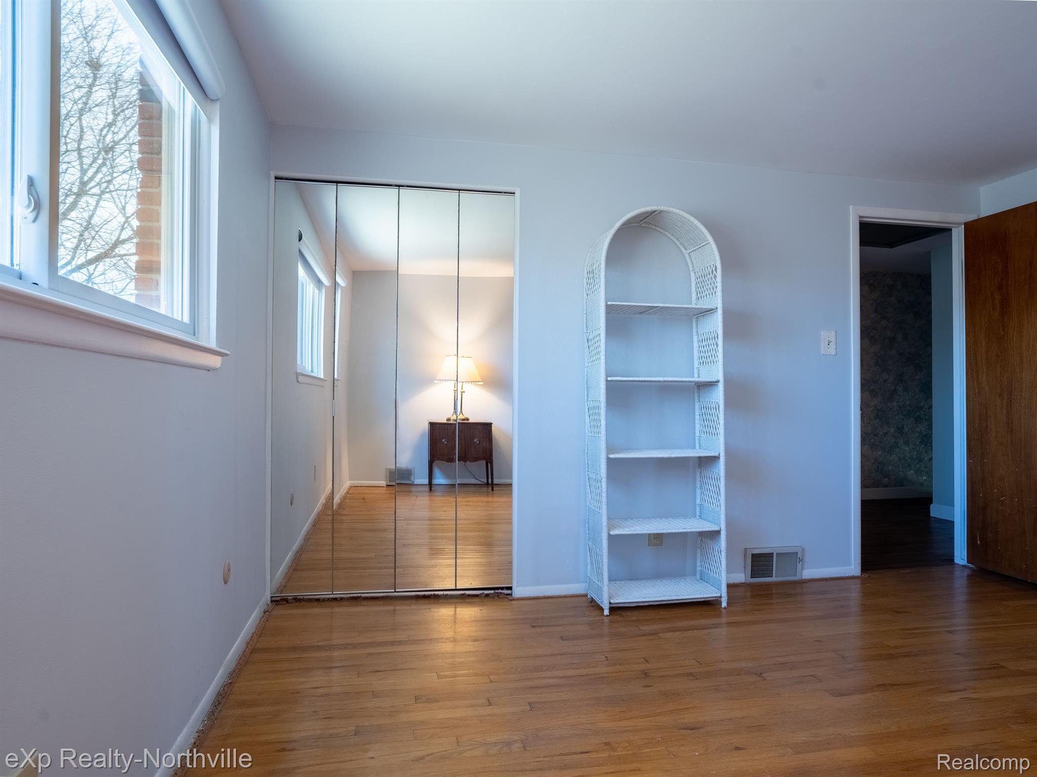 16424 Riverside Drive Livonia, MI 48154 - Photo 42 of 57 Gallery Image 42