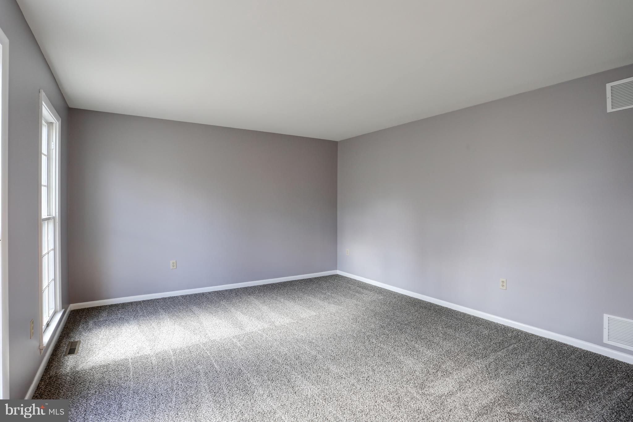 1422 Garalyn Road Harrisburg, PA 17110 - Photo 2 of 10 Gallery Image 2
