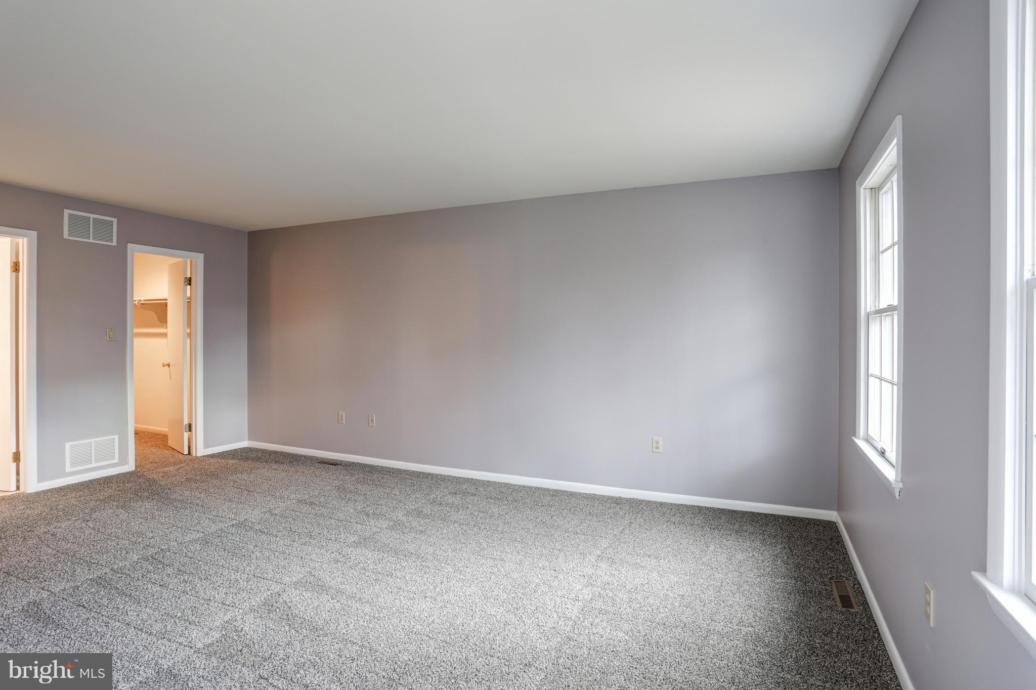 1422 Garalyn Road Harrisburg, PA 17110 - Photo 6 of 10 Gallery Image 6