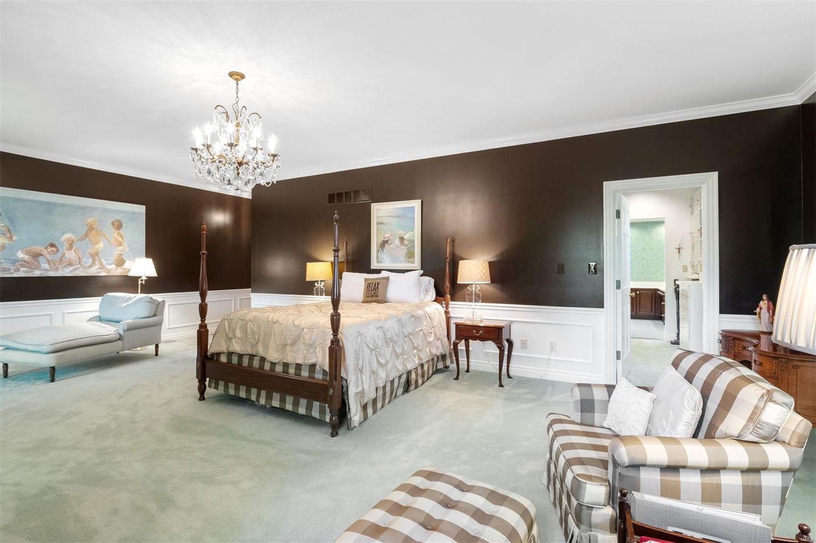 7 Greenbriar Drive Ladue, MO 63124 - Photo 26 of 45