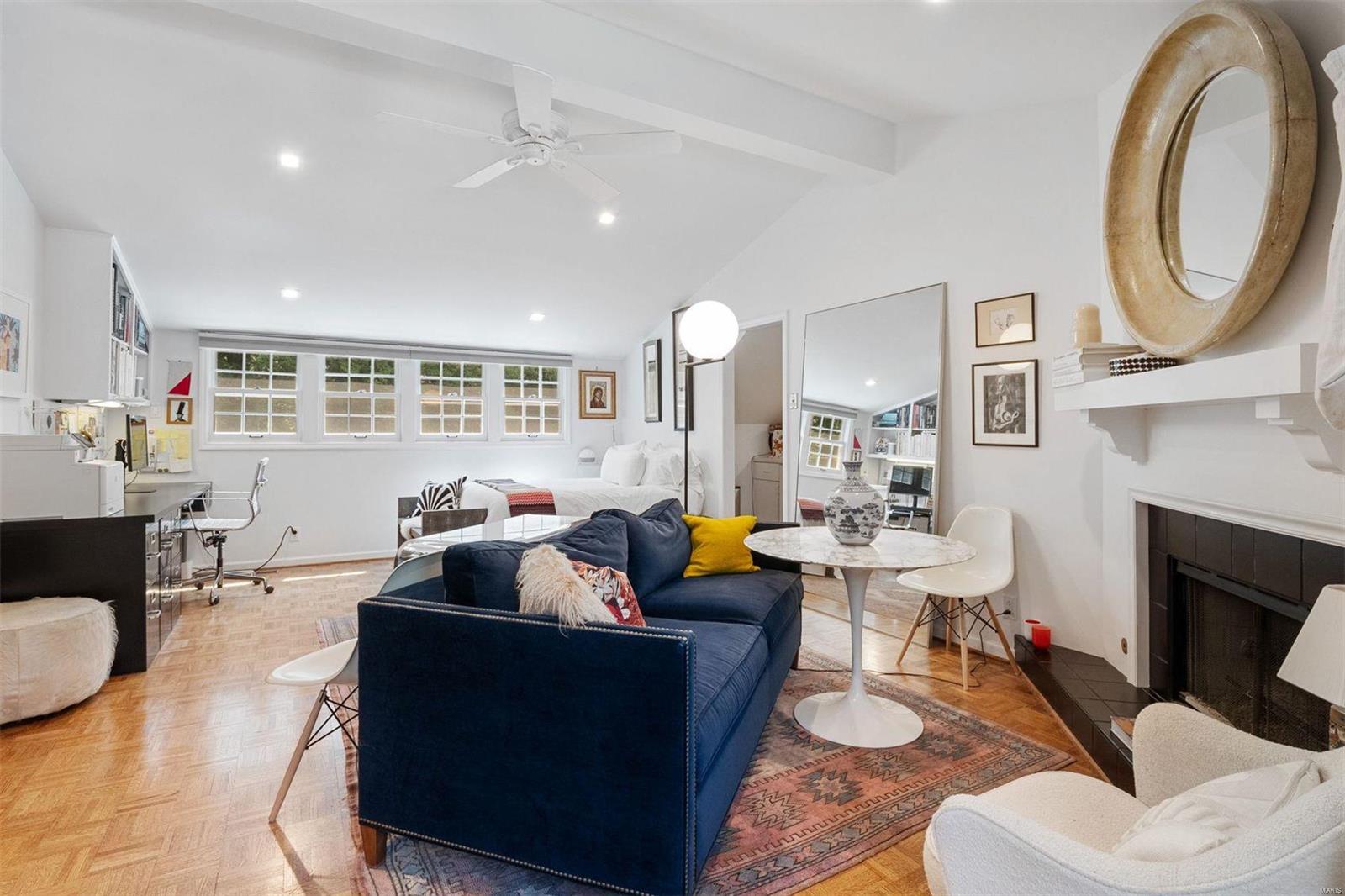 7 Greenbriar Drive Ladue, MO 63124 - Photo 42 of 45