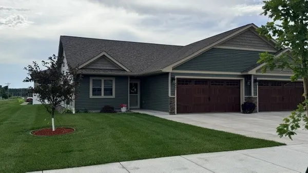$314,900 | 4867 Field Crest Lane, Eau Claire, WI 54701