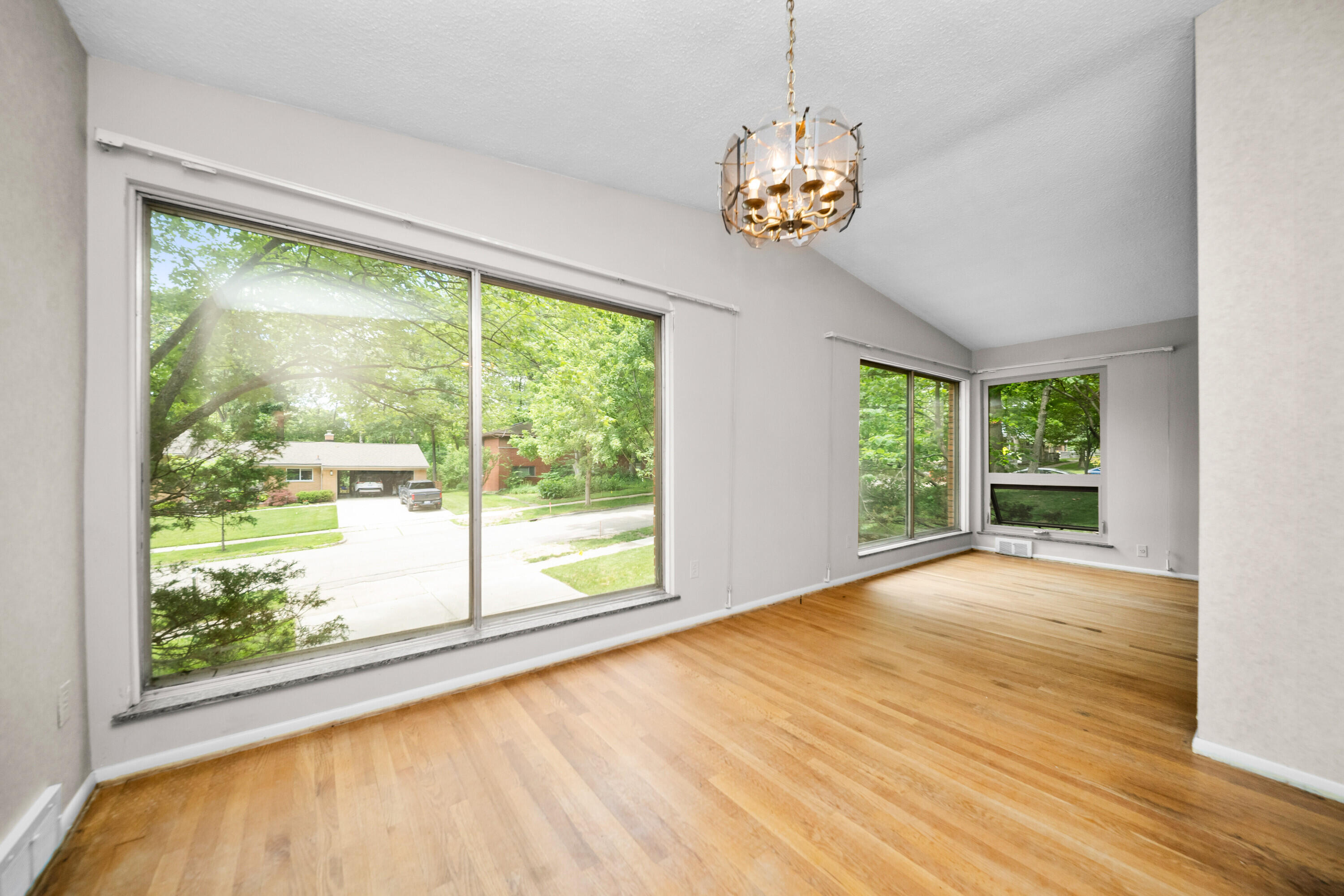 2125 Needham Road Ann Arbor, MI 48104 - Photo 15 of 48 018_12