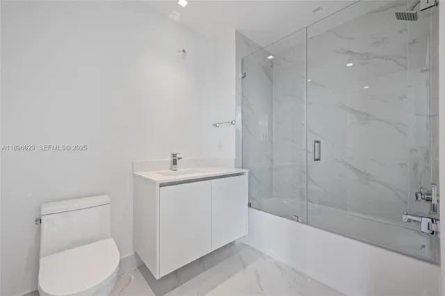 $3,399,000 | 700 Northeast 24th Street, Unit 4401, Miami, FL 33137