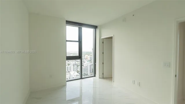 $3,399,000 | 700 Northeast 24th Street, Unit 4401, Miami, FL 33137