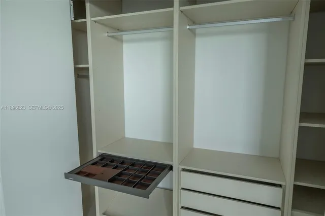 $3,399,000 | 700 Northeast 24th Street, Unit 4401, Miami, FL 33137