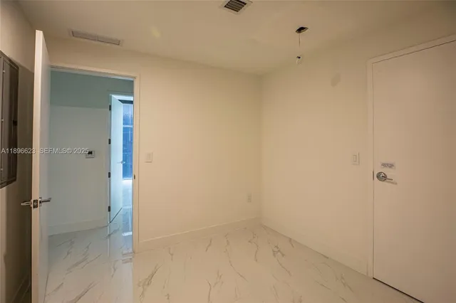 $3,399,000 | 700 Northeast 24th Street, Unit 4401, Miami, FL 33137