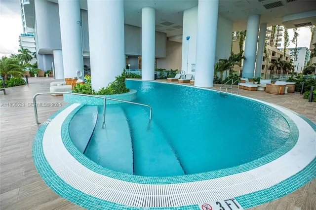 $3,399,000 | 700 Northeast 24th Street, Unit 4401, Miami, FL 33137